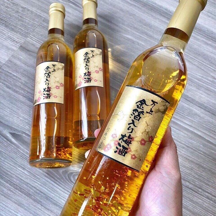 Rượu vảy vàng và giá rượu sake vảy vàng trên thị trường